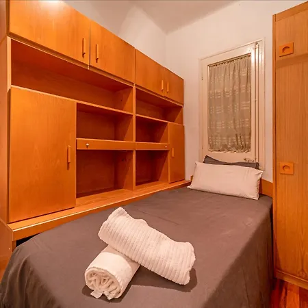 Padilla Private Hostel *