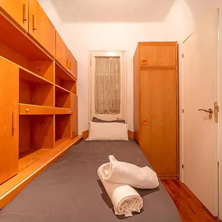 Padilla Private Hostel *